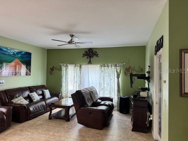 3830 GOLDEN FEATHER Way KISSIMMEE, FL 34746