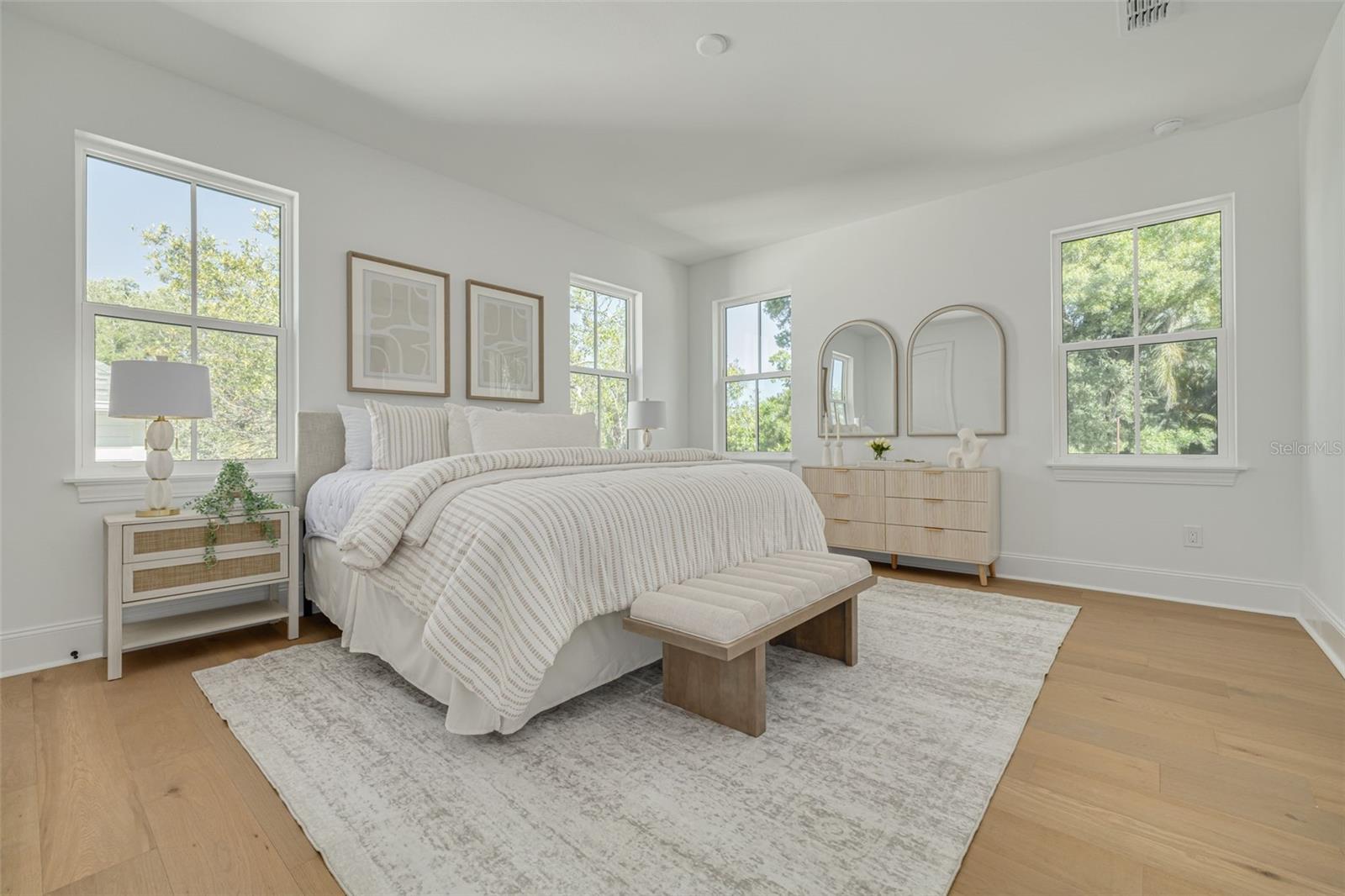 1420 14TH St ST PETERSBURG, FL 33704