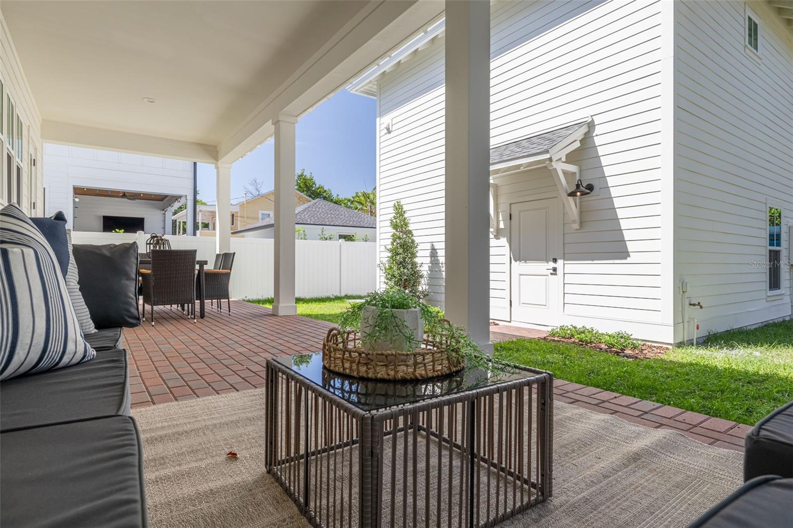 1420 14TH St ST PETERSBURG, FL 33704