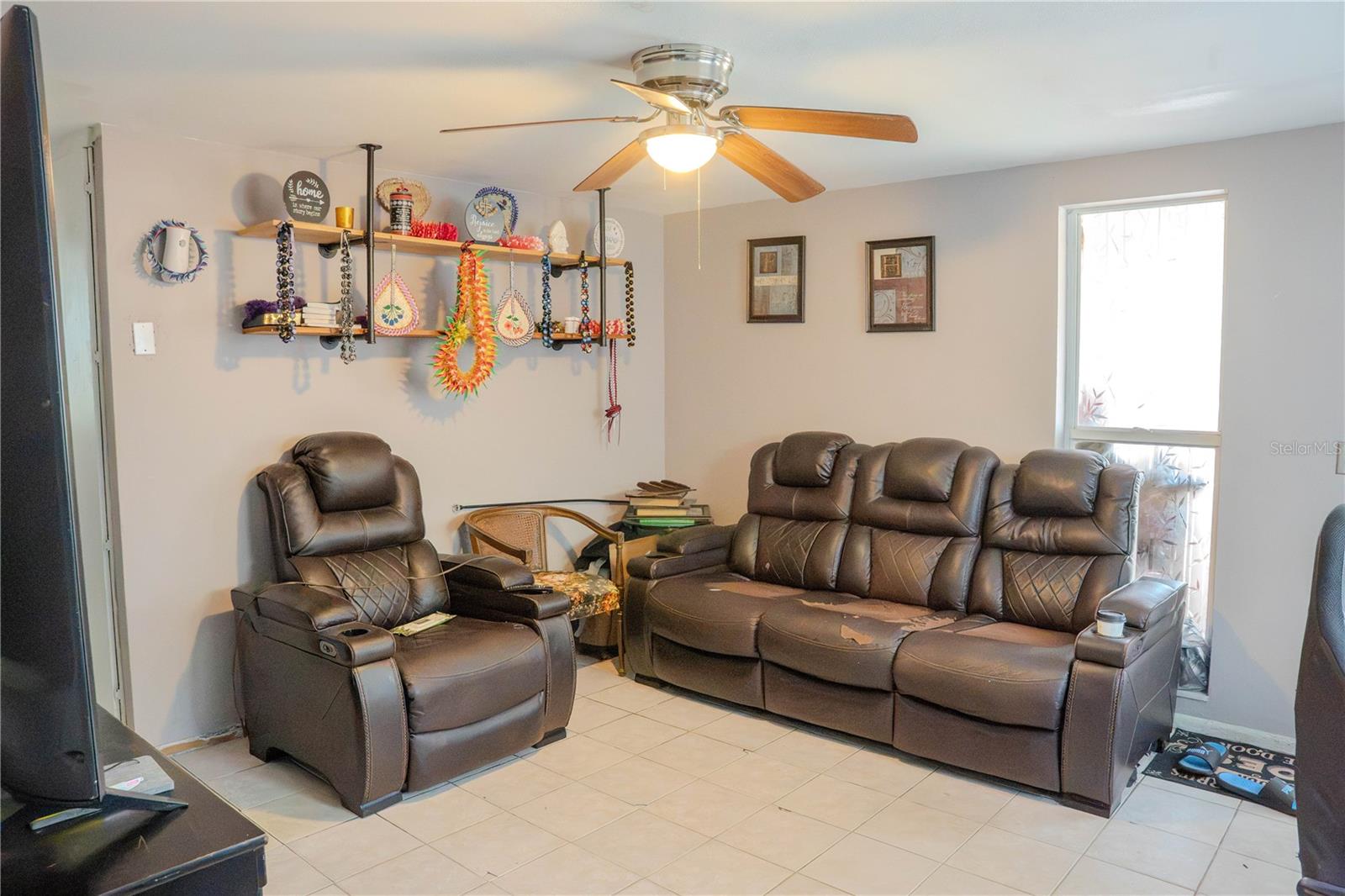 638 DOGWOOD Ct DUNEDIN, FL 34698