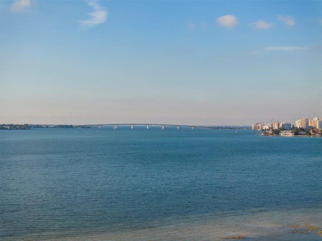 3350 OLD OAK Dr SARASOTA, FL 34239