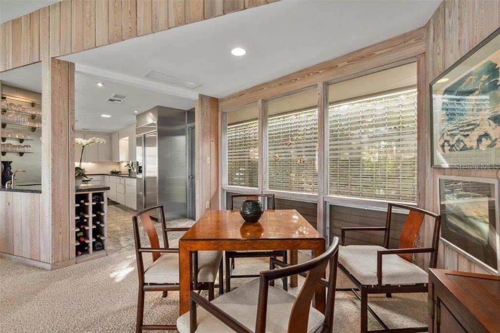 3350 OLD OAK Dr SARASOTA, FL 34239