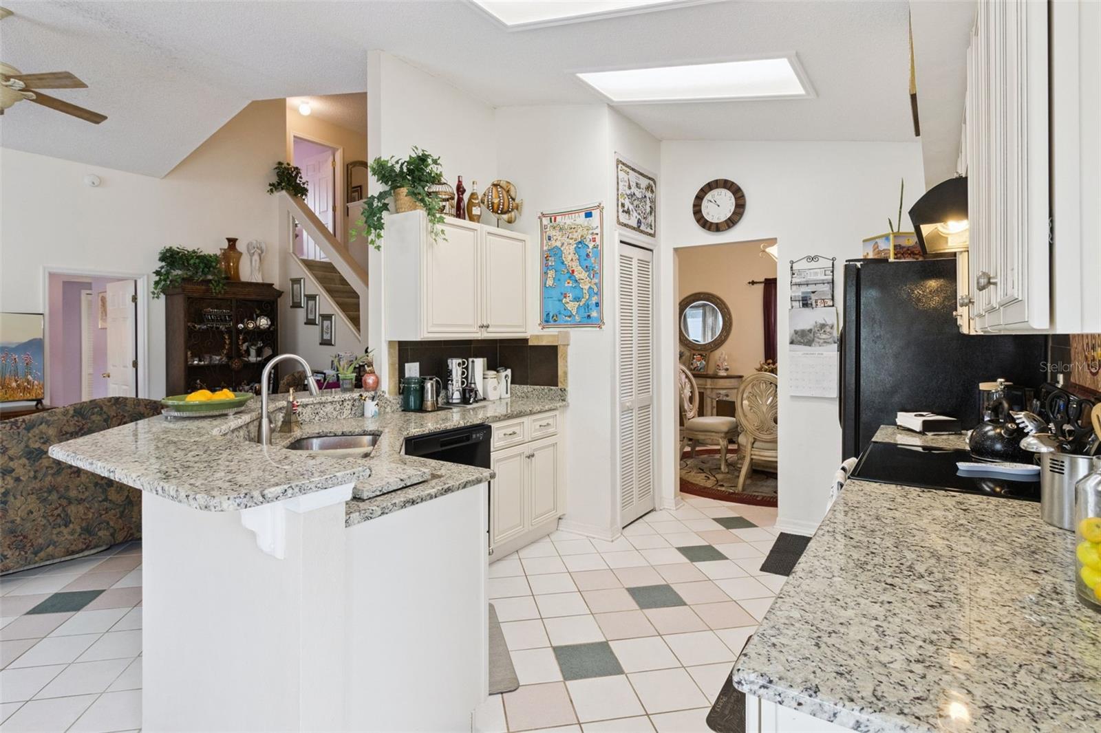 2955 PEMBRIDGE St KISSIMMEE, FL 34747