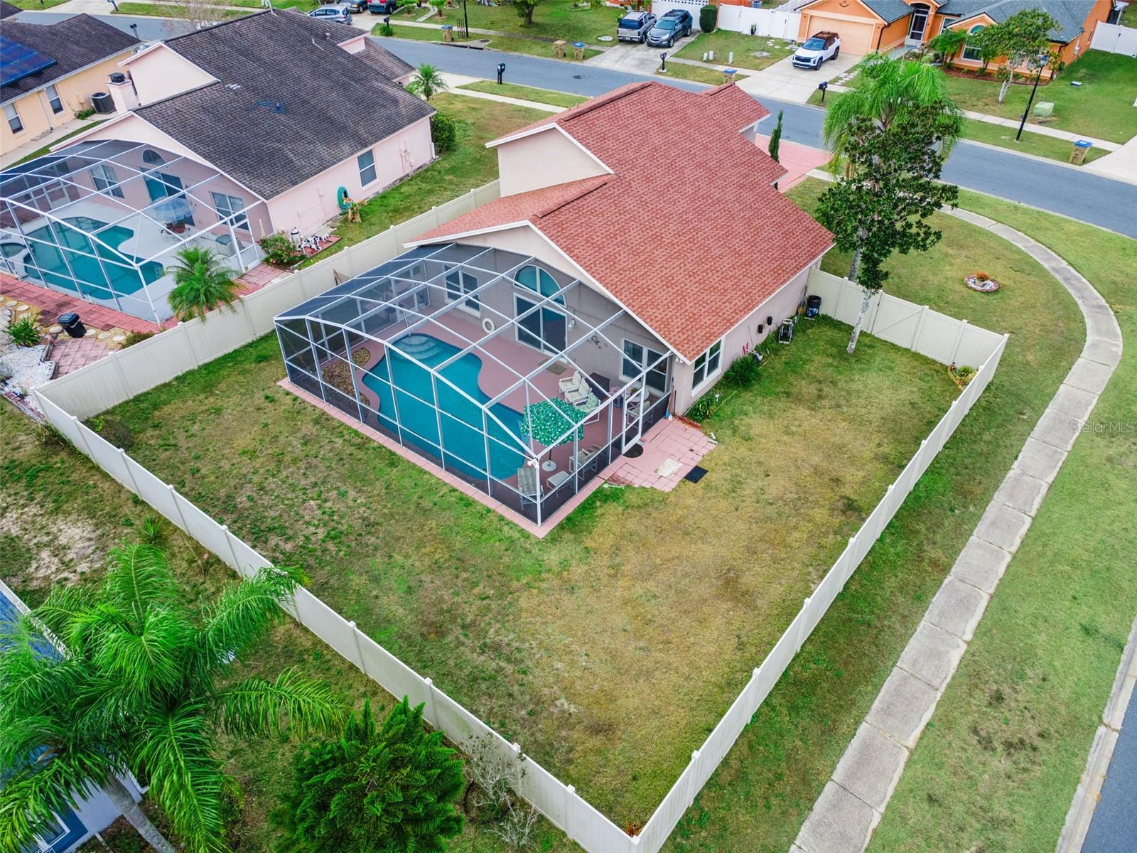 2955 PEMBRIDGE St KISSIMMEE, FL 34747