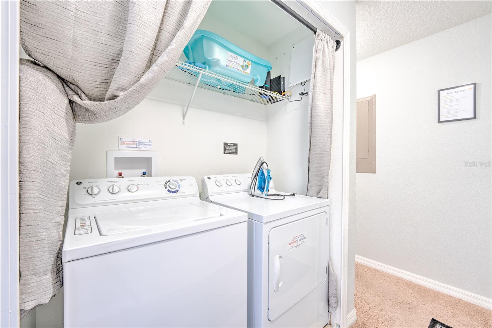 8961 BISMARCK PALM Rd KISSIMMEE, FL 34747