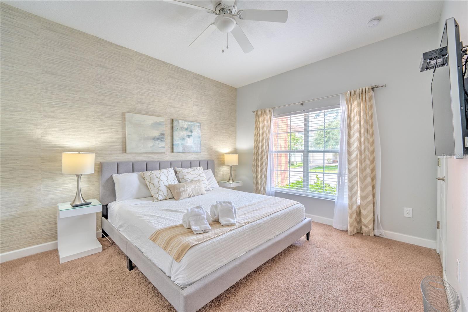 8961 BISMARCK PALM Rd KISSIMMEE, FL 34747