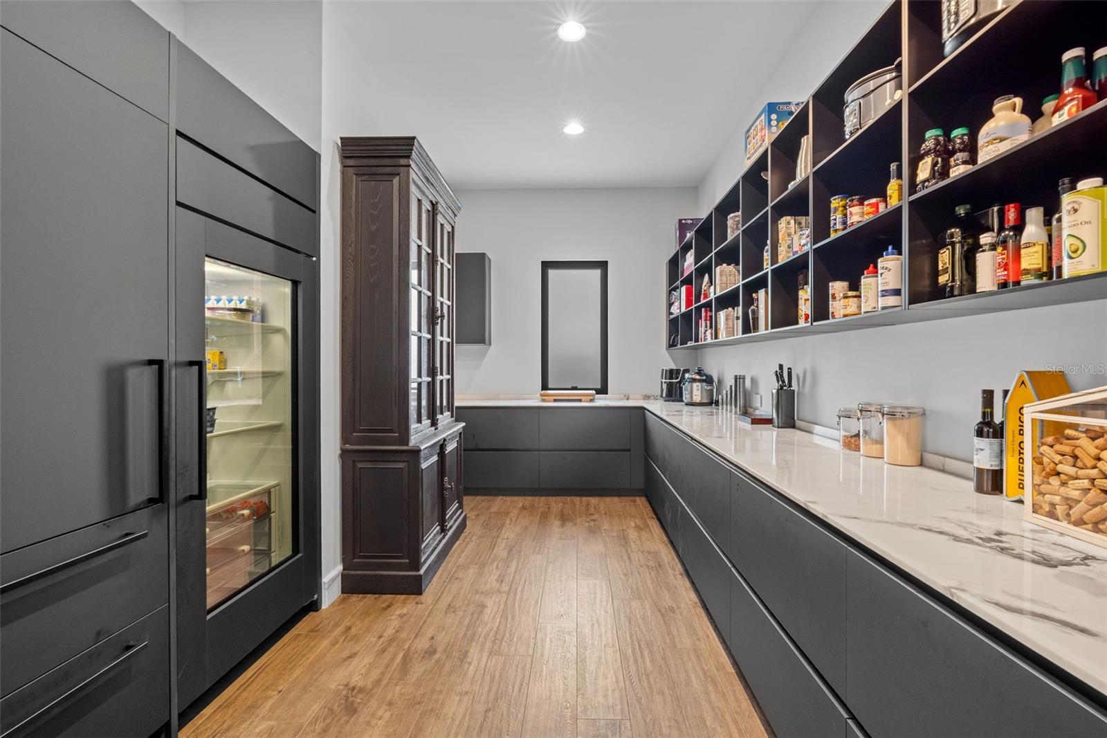 323 DORADO Bch EAST DORADO, PR 00646