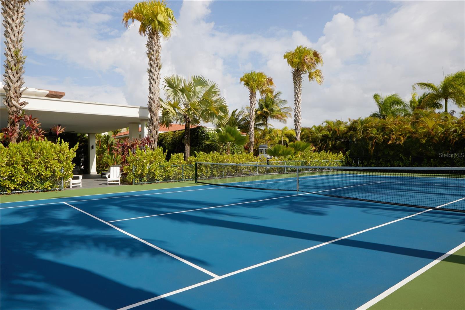 323 DORADO Bch EAST DORADO, PR 00646