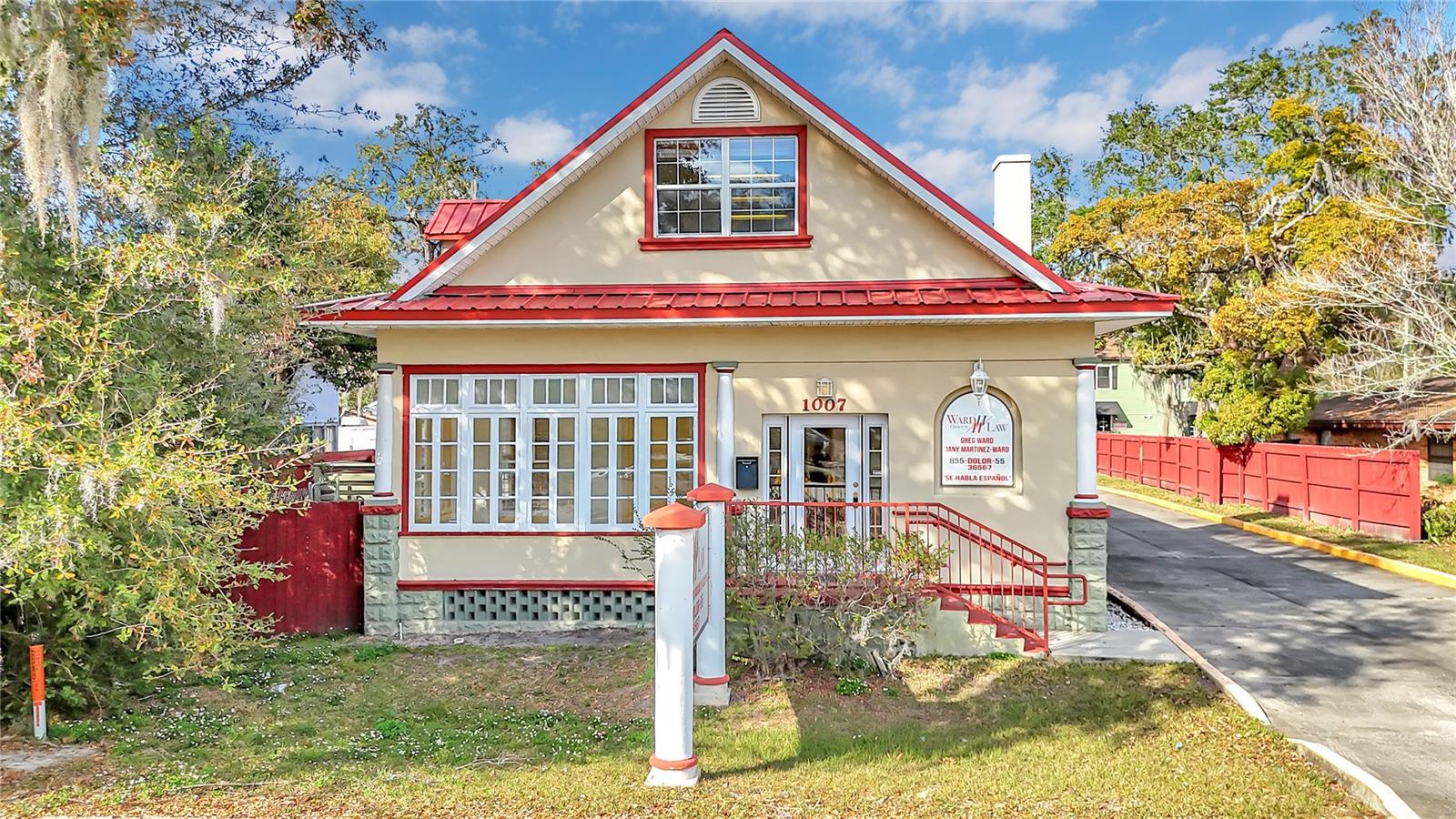 1007 EMMETT St