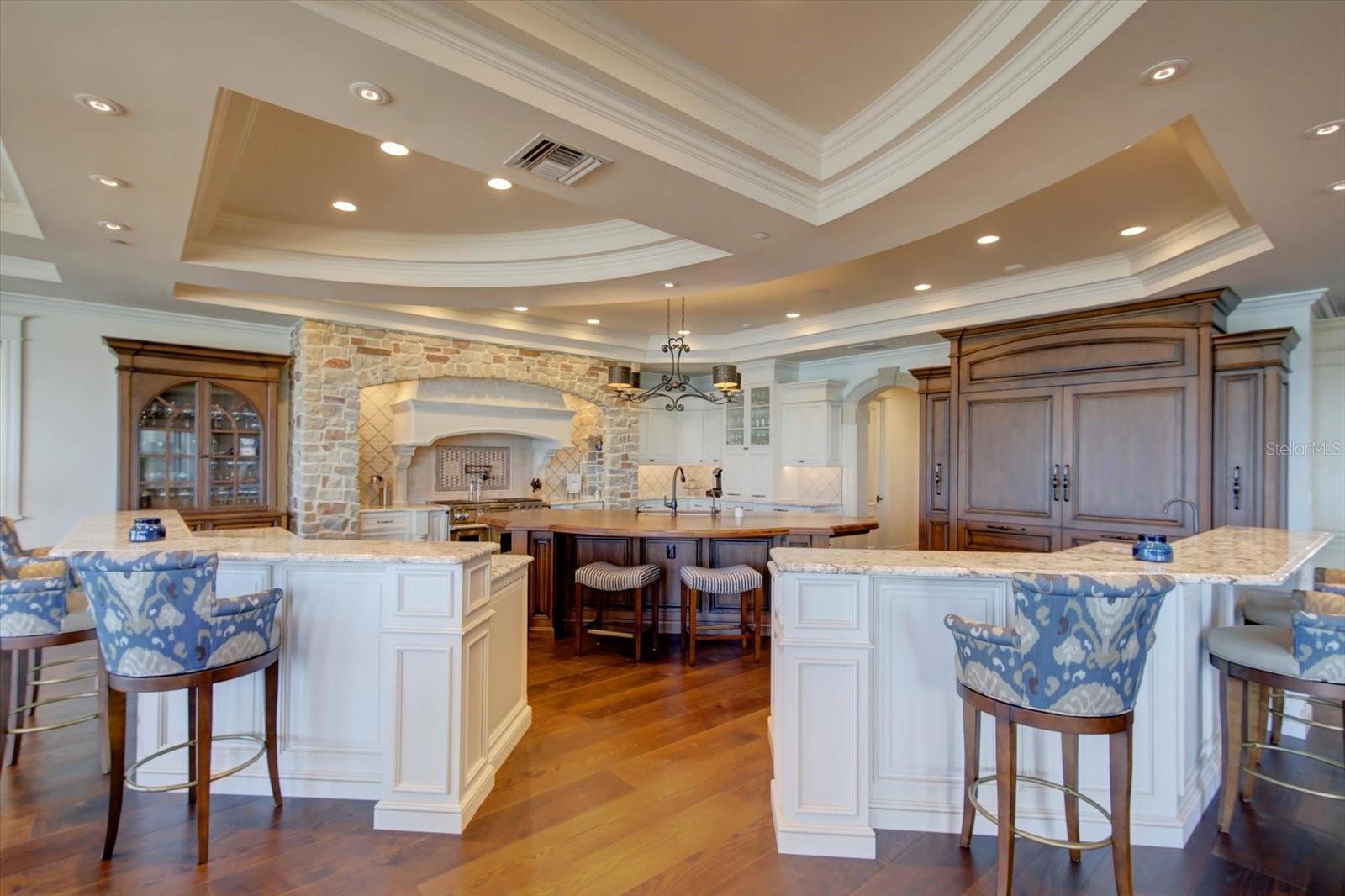 1700 GULF Blvd BELLEAIR BEACH, FL 33786