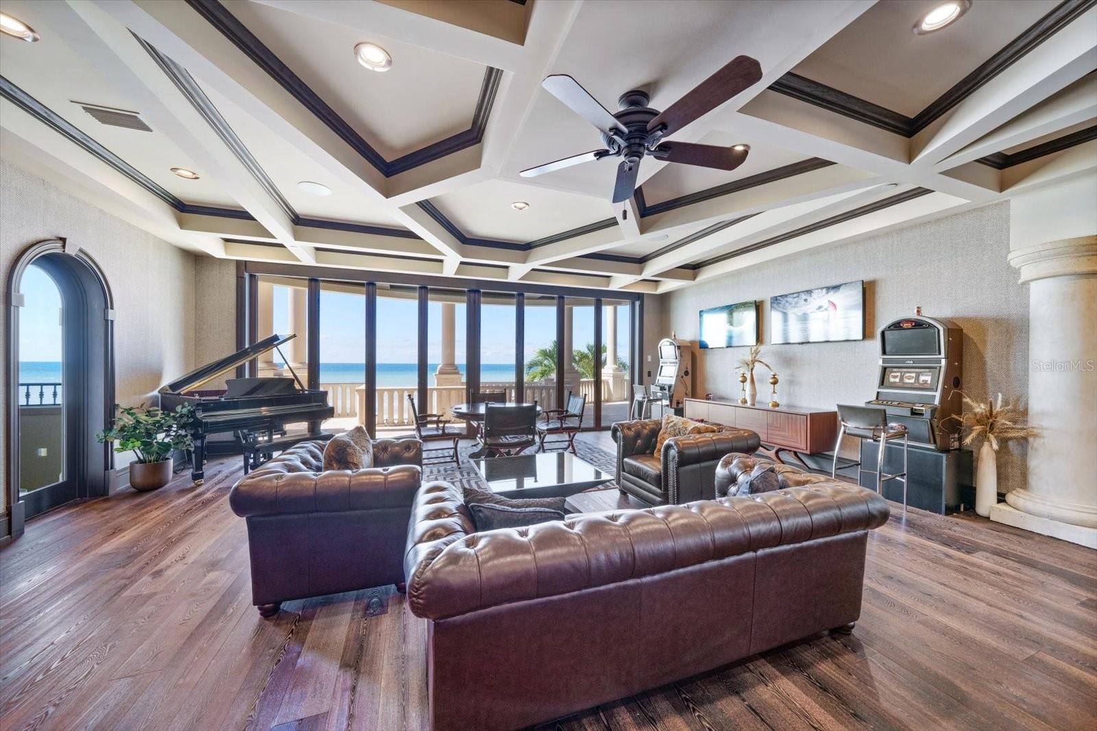 1700 GULF Blvd BELLEAIR BEACH, FL 33786