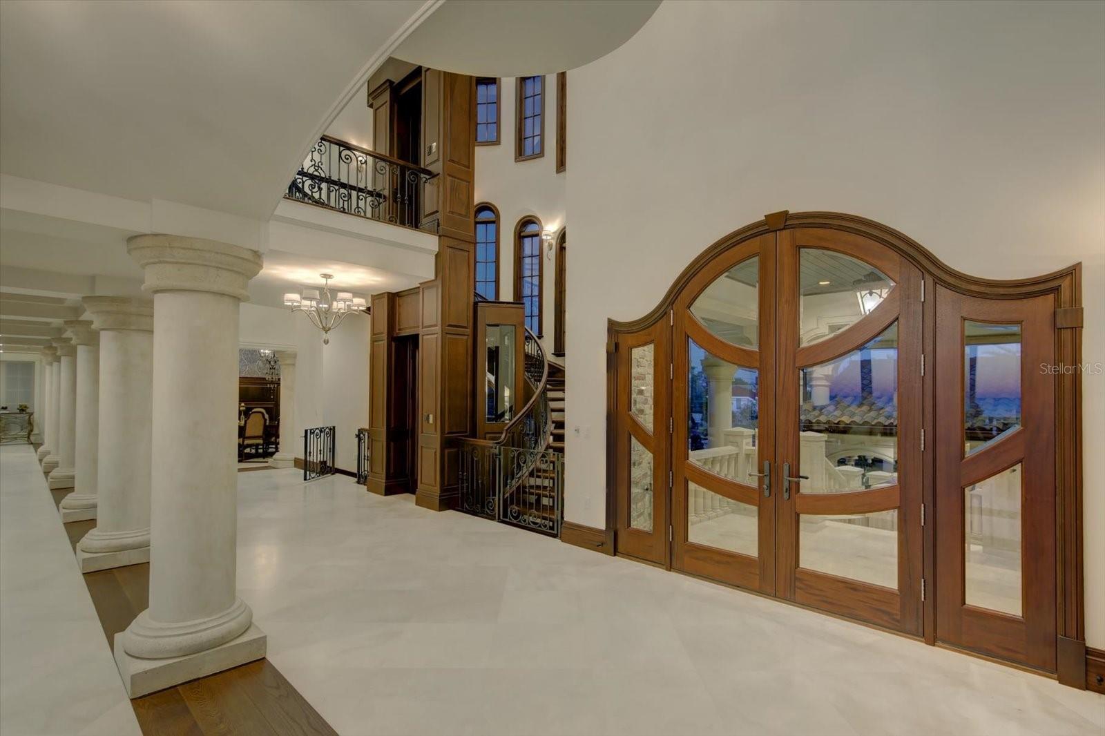 1700 GULF Blvd BELLEAIR BEACH, FL 33786