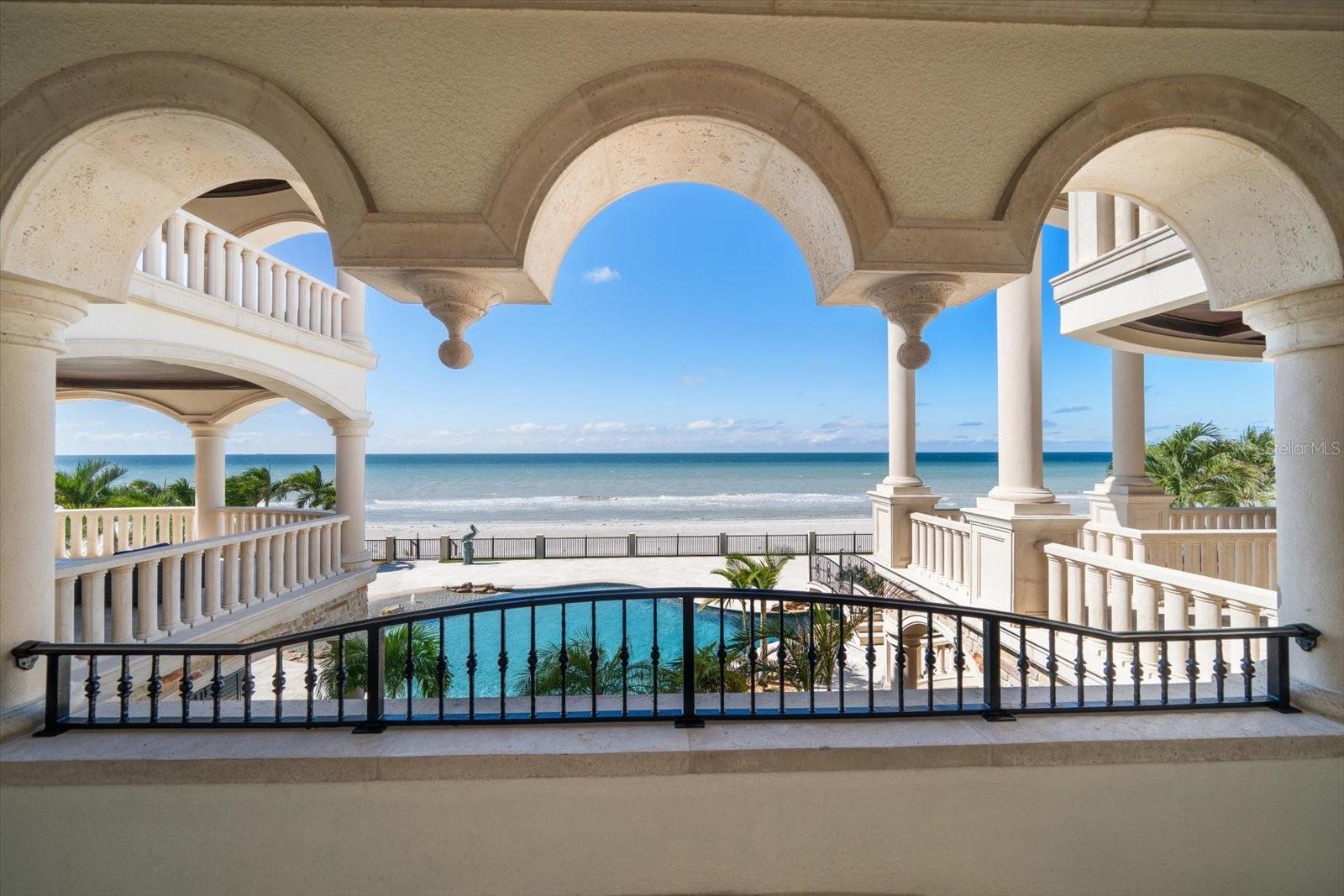 1700 GULF Blvd BELLEAIR BEACH, FL 33786