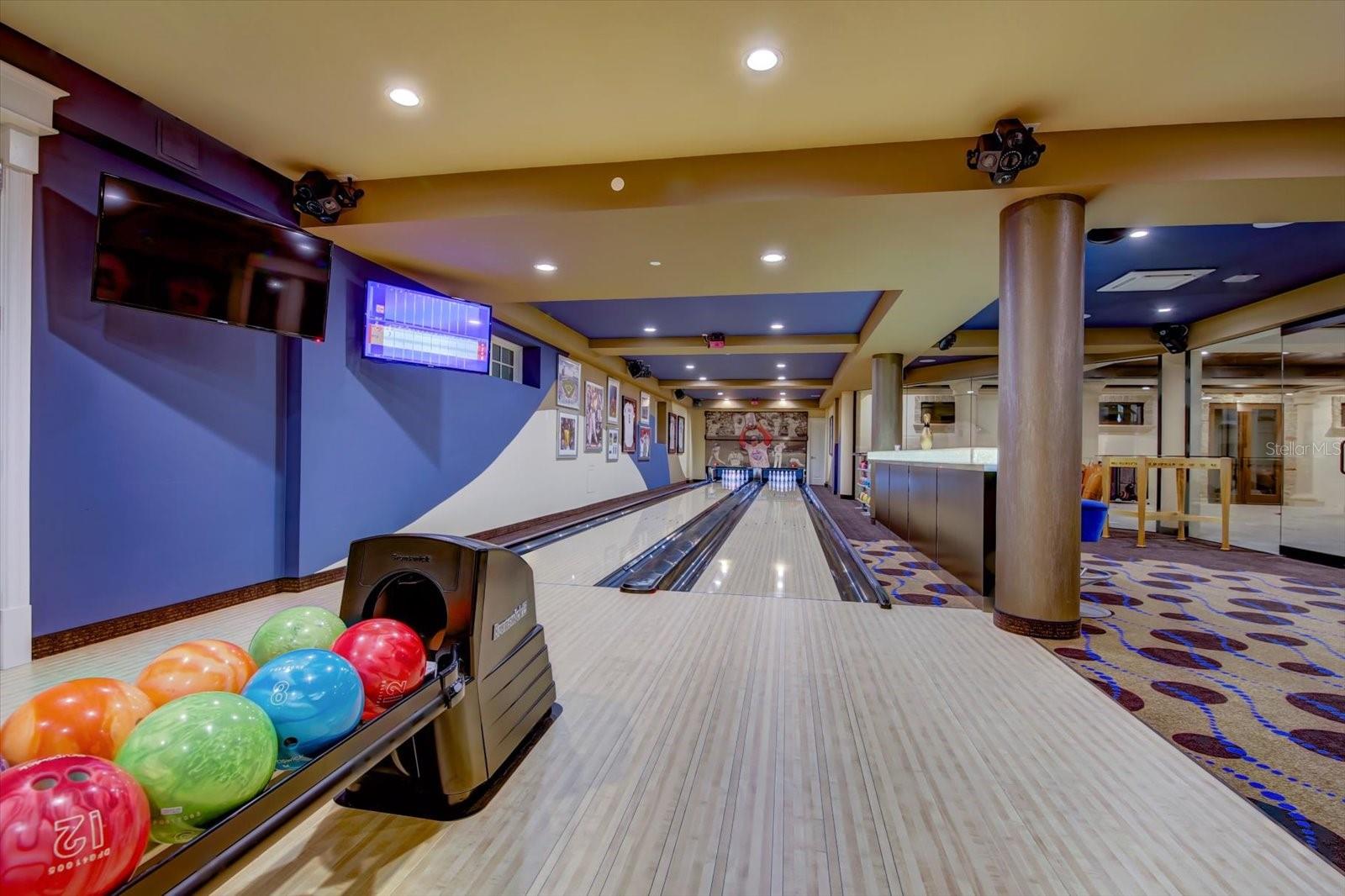 1700 GULF Blvd BELLEAIR BEACH, FL 33786