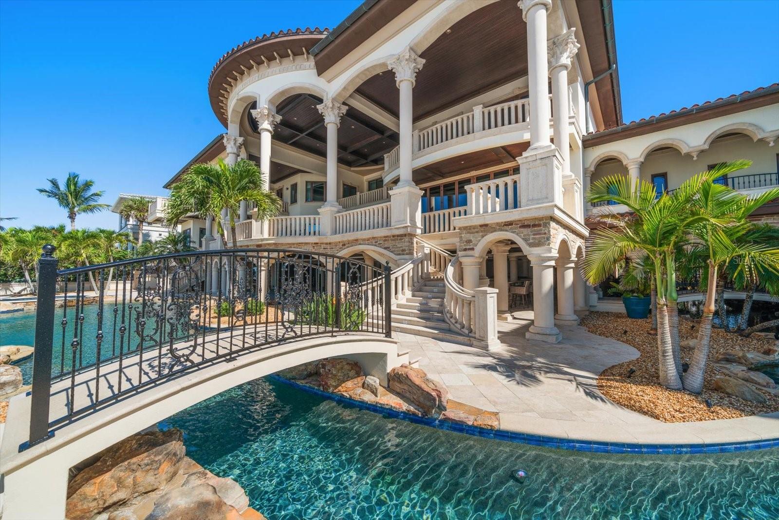 1700 GULF Blvd BELLEAIR BEACH, FL 33786