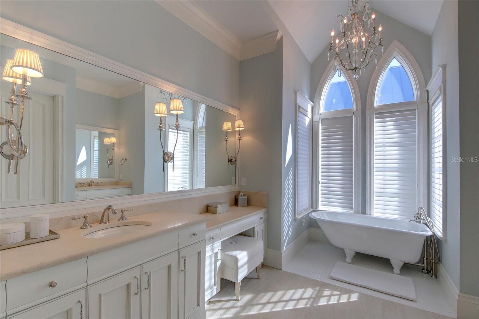 1700 GULF Blvd BELLEAIR BEACH, FL 33786