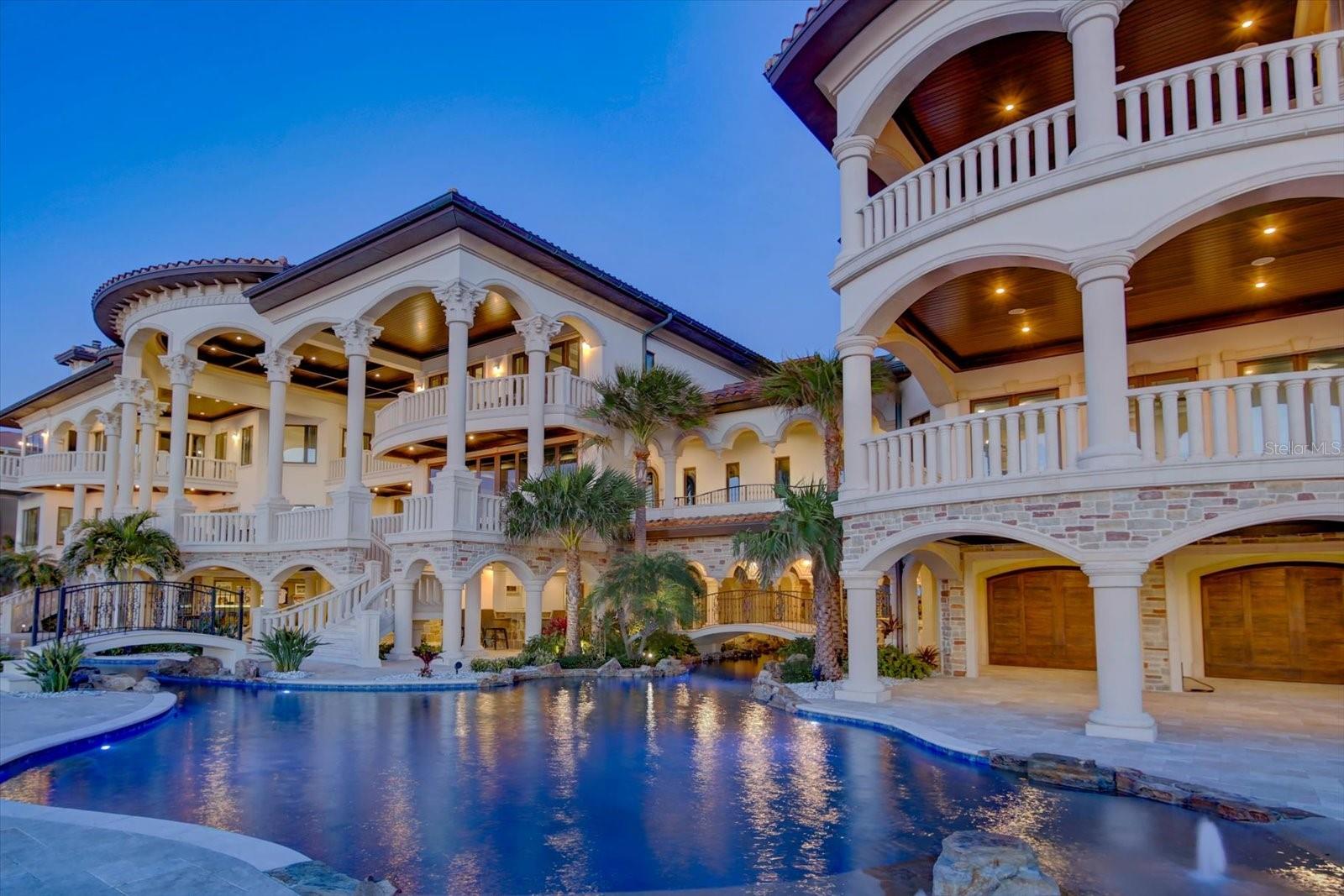 1700 GULF Blvd BELLEAIR BEACH, FL 33786