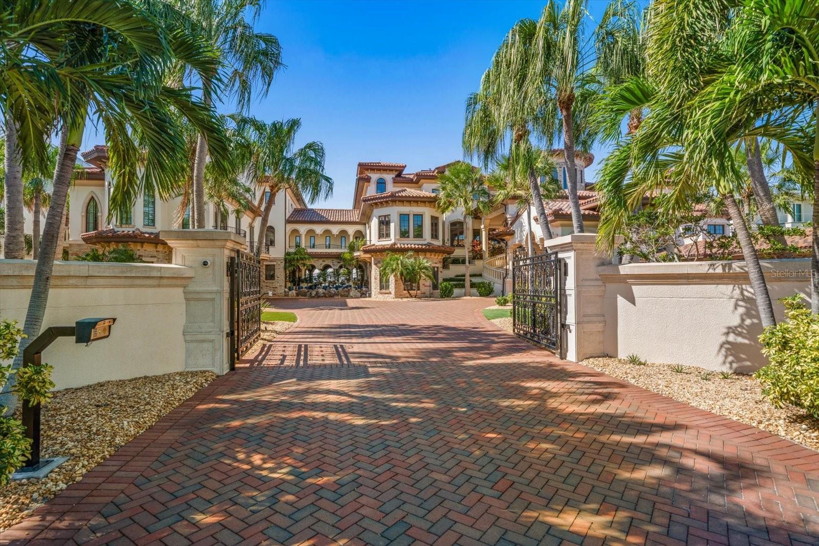 1700 GULF Blvd BELLEAIR BEACH, FL 33786