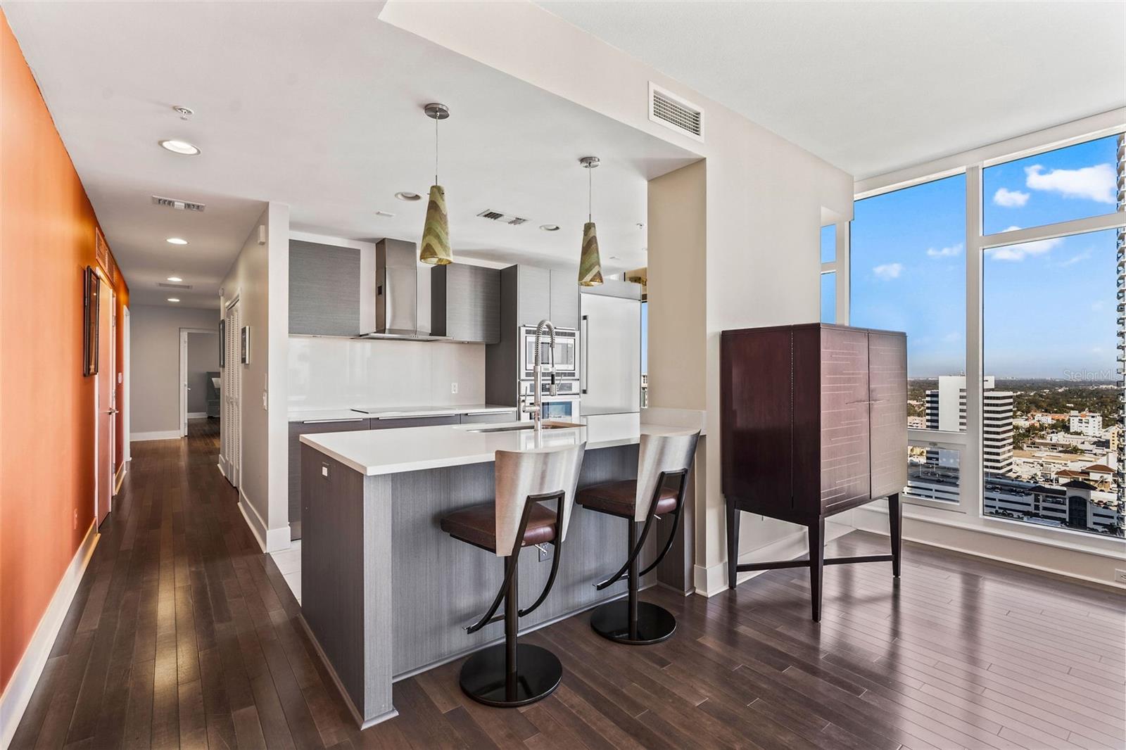 175 1ST St #2608 ST PETERSBURG, FL 33701