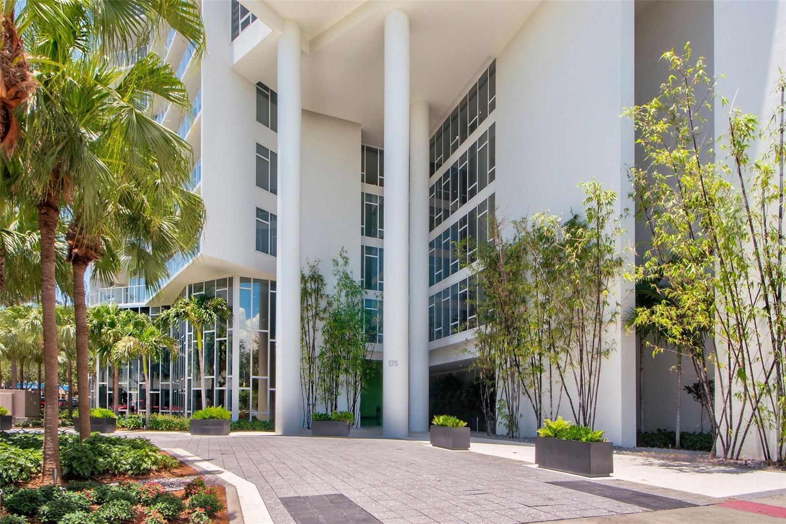 175 1ST St #2608 ST PETERSBURG, FL 33701