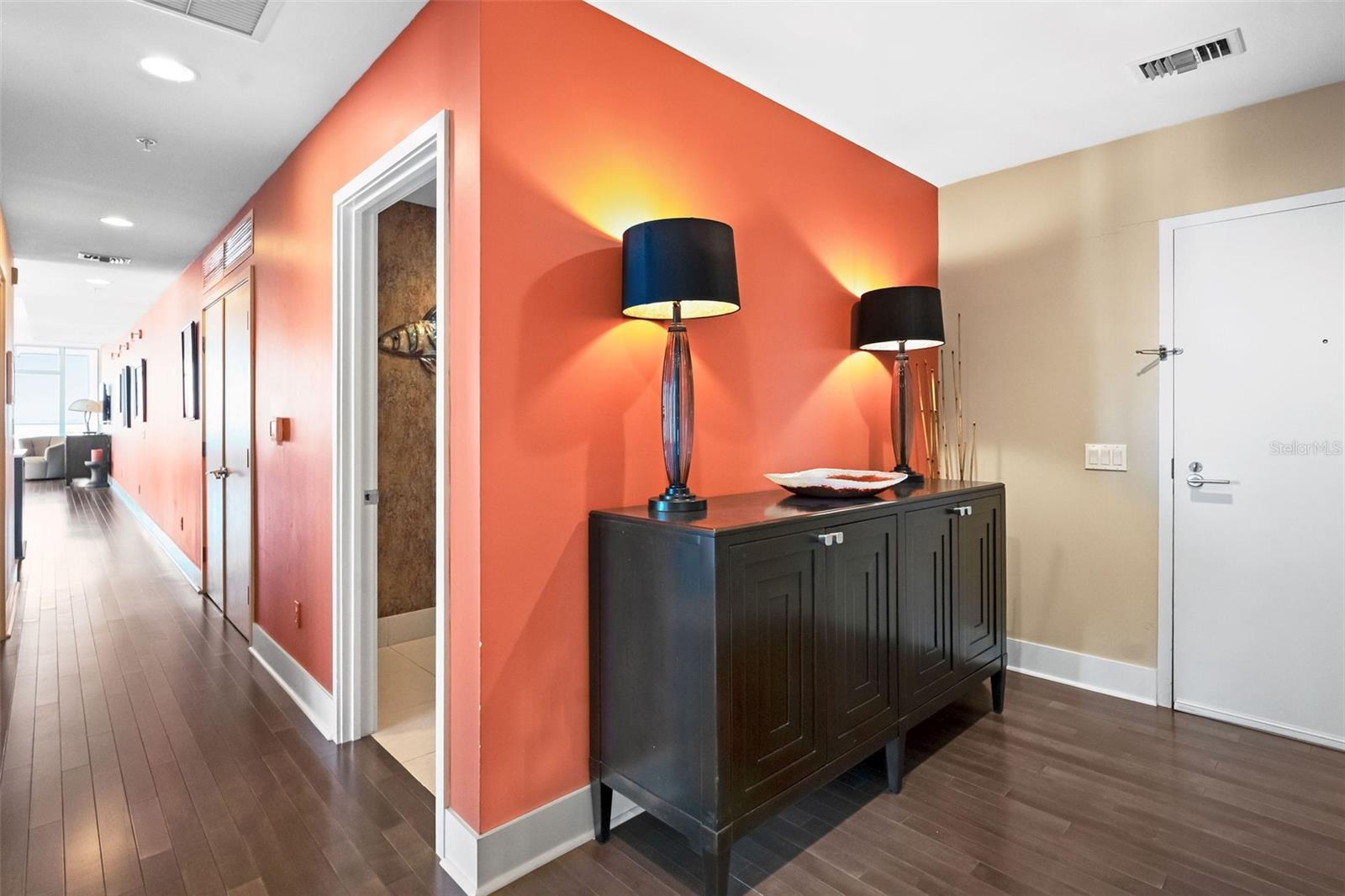 175 1ST St #2608 ST PETERSBURG, FL 33701