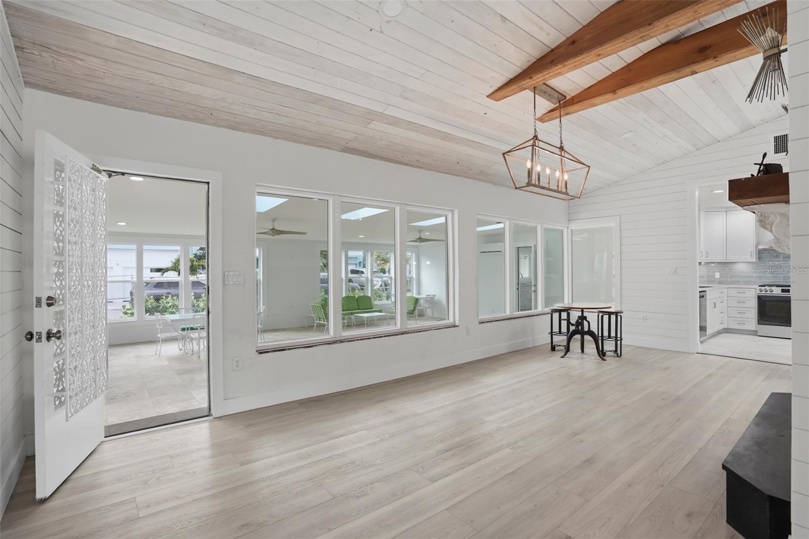 2906 PASS A GRILLE Way ST PETE BEACH, FL 33706