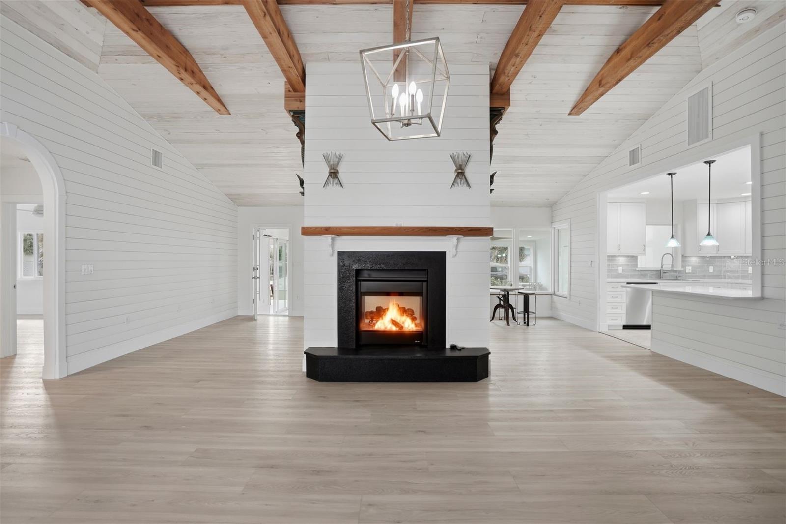 2906 PASS A GRILLE Way ST PETE BEACH, FL 33706