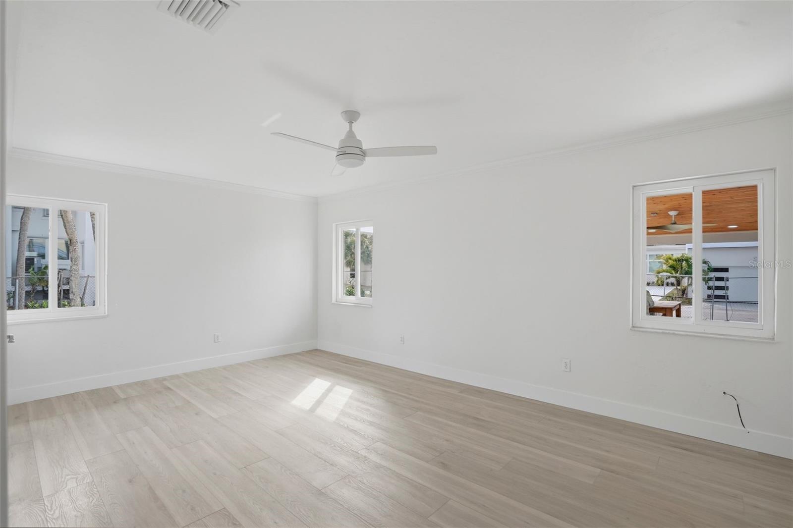 2906 PASS A GRILLE Way ST PETE BEACH, FL 33706