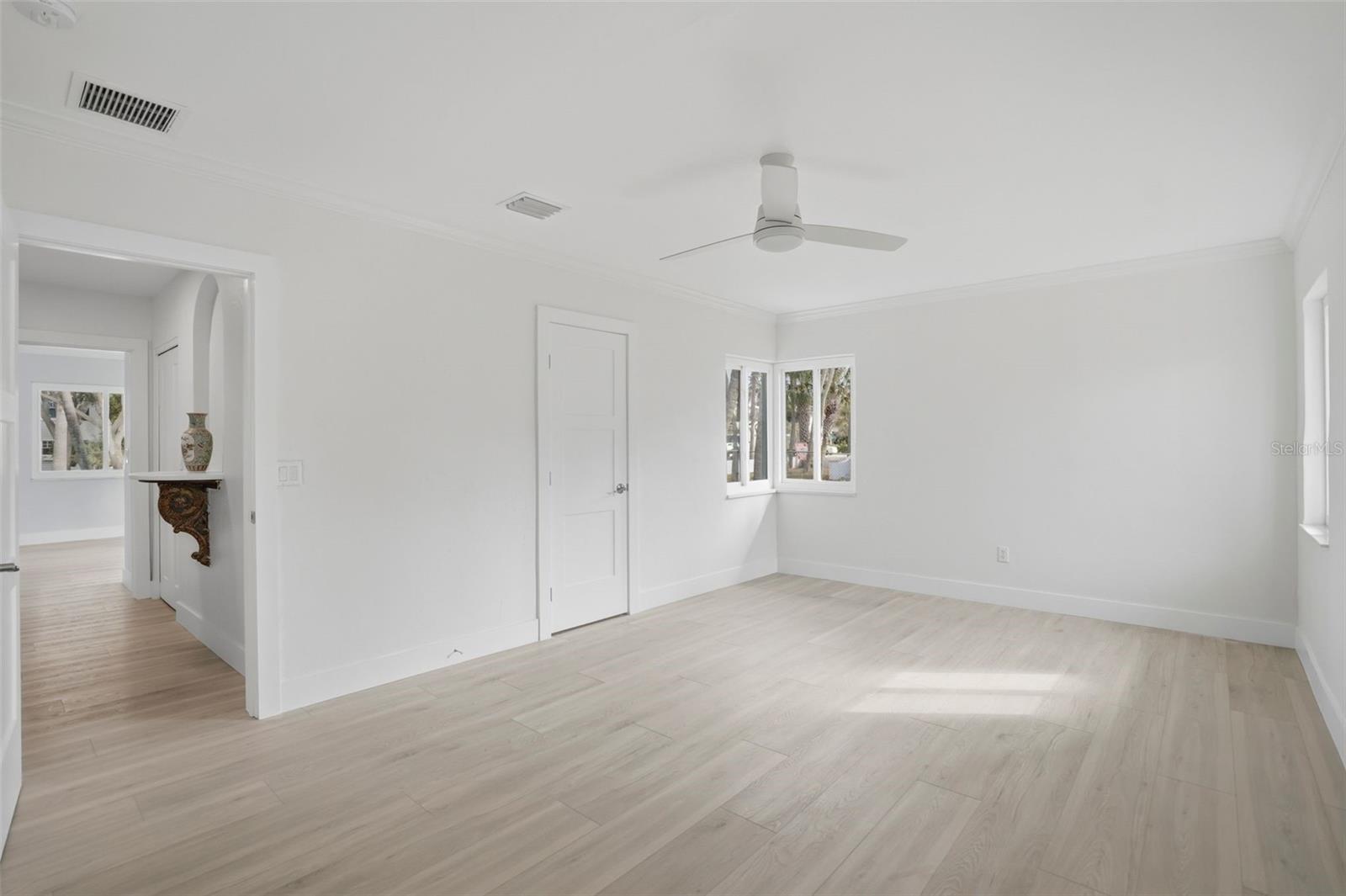 2906 PASS A GRILLE Way ST PETE BEACH, FL 33706