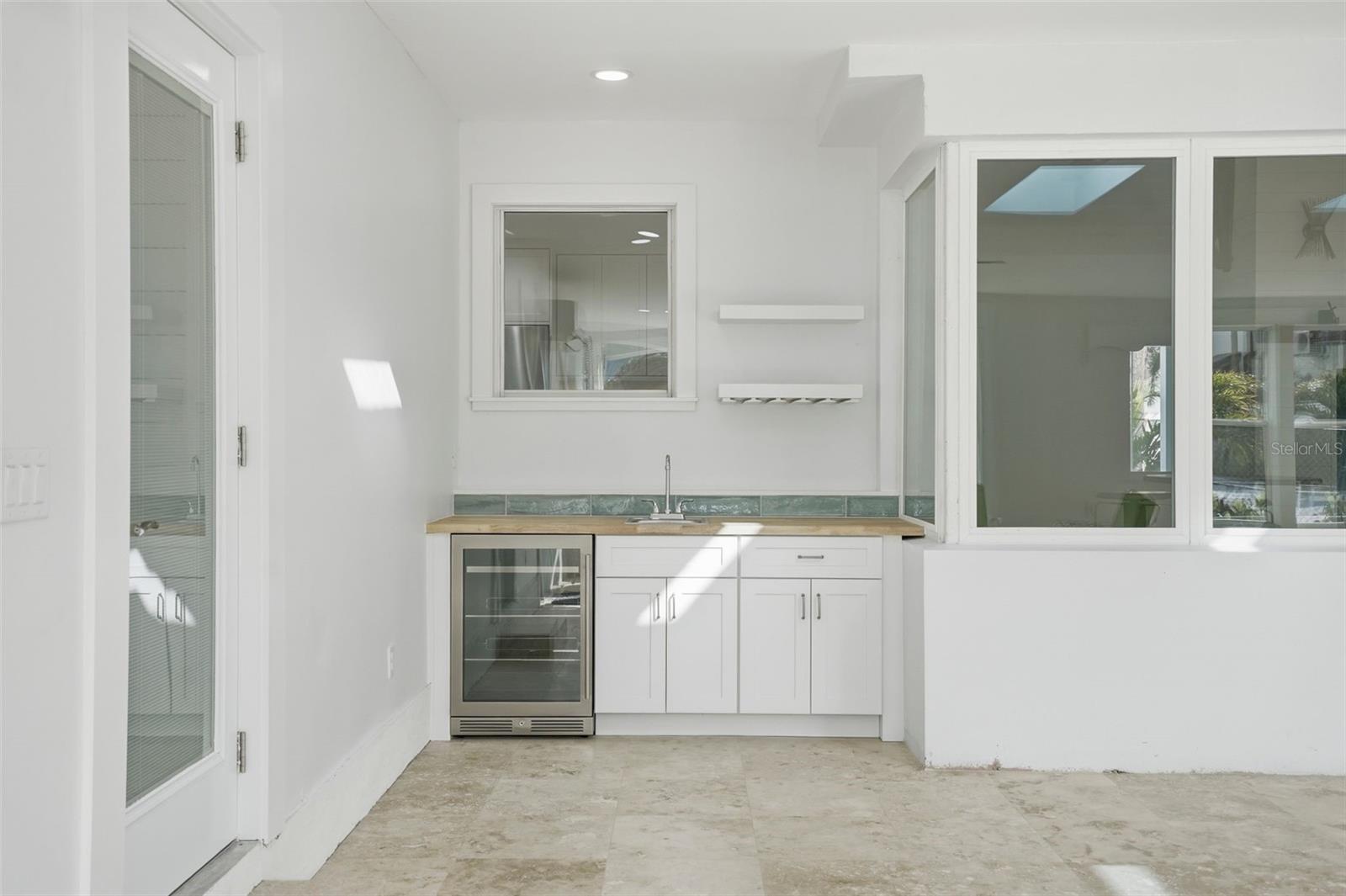 2906 PASS A GRILLE Way ST PETE BEACH, FL 33706