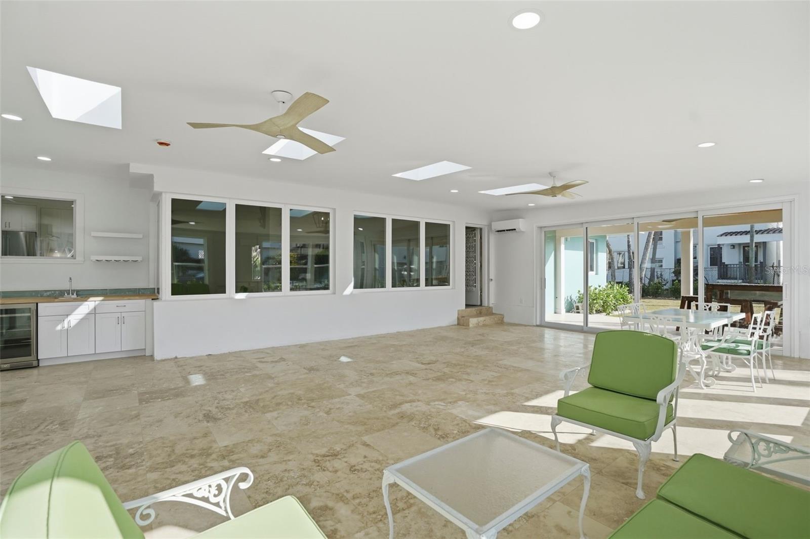 2906 PASS A GRILLE Way ST PETE BEACH, FL 33706