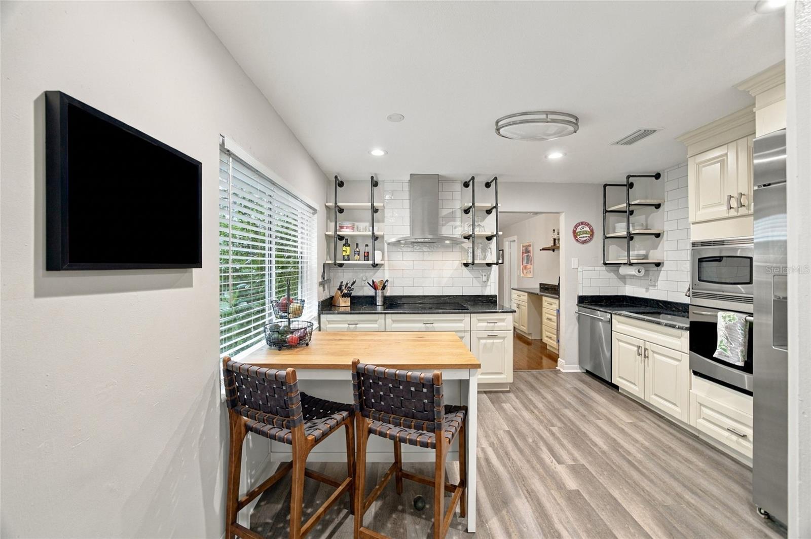 1926 BURLINGTON Ave ST PETERSBURG, FL 33713