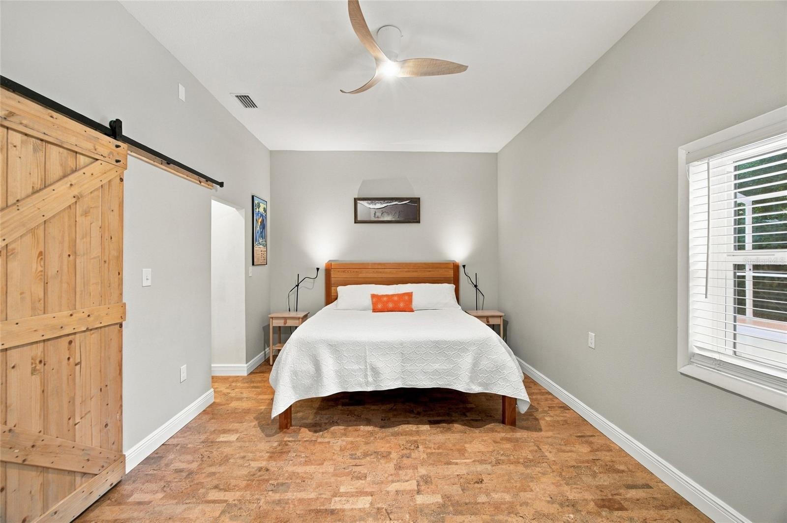 1926 BURLINGTON Ave ST PETERSBURG, FL 33713