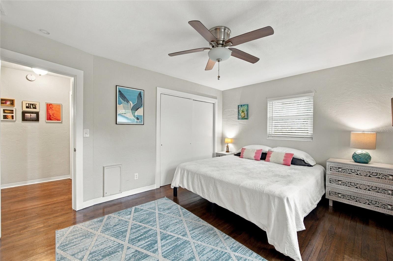 1926 BURLINGTON Ave ST PETERSBURG, FL 33713