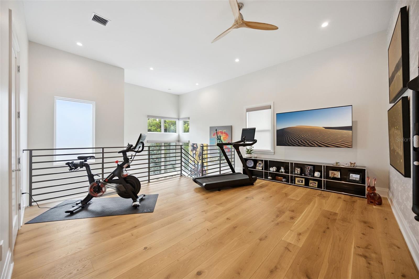 1414 N WESTMORELAND Dr ORLANDO, FL 32804