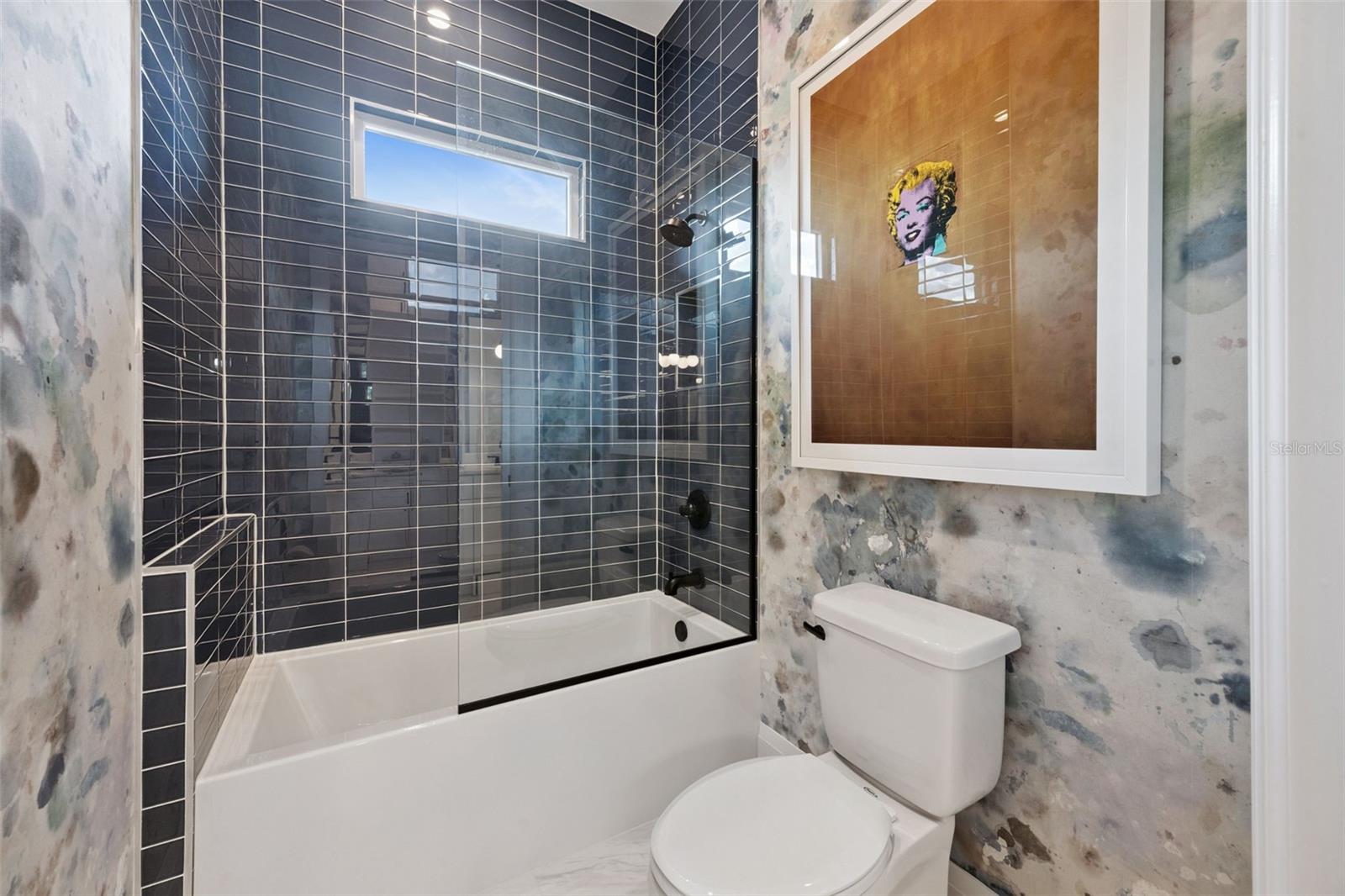 1414 N WESTMORELAND Dr ORLANDO, FL 32804