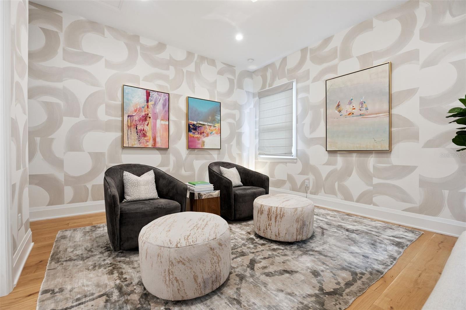 1414 N WESTMORELAND Dr ORLANDO, FL 32804