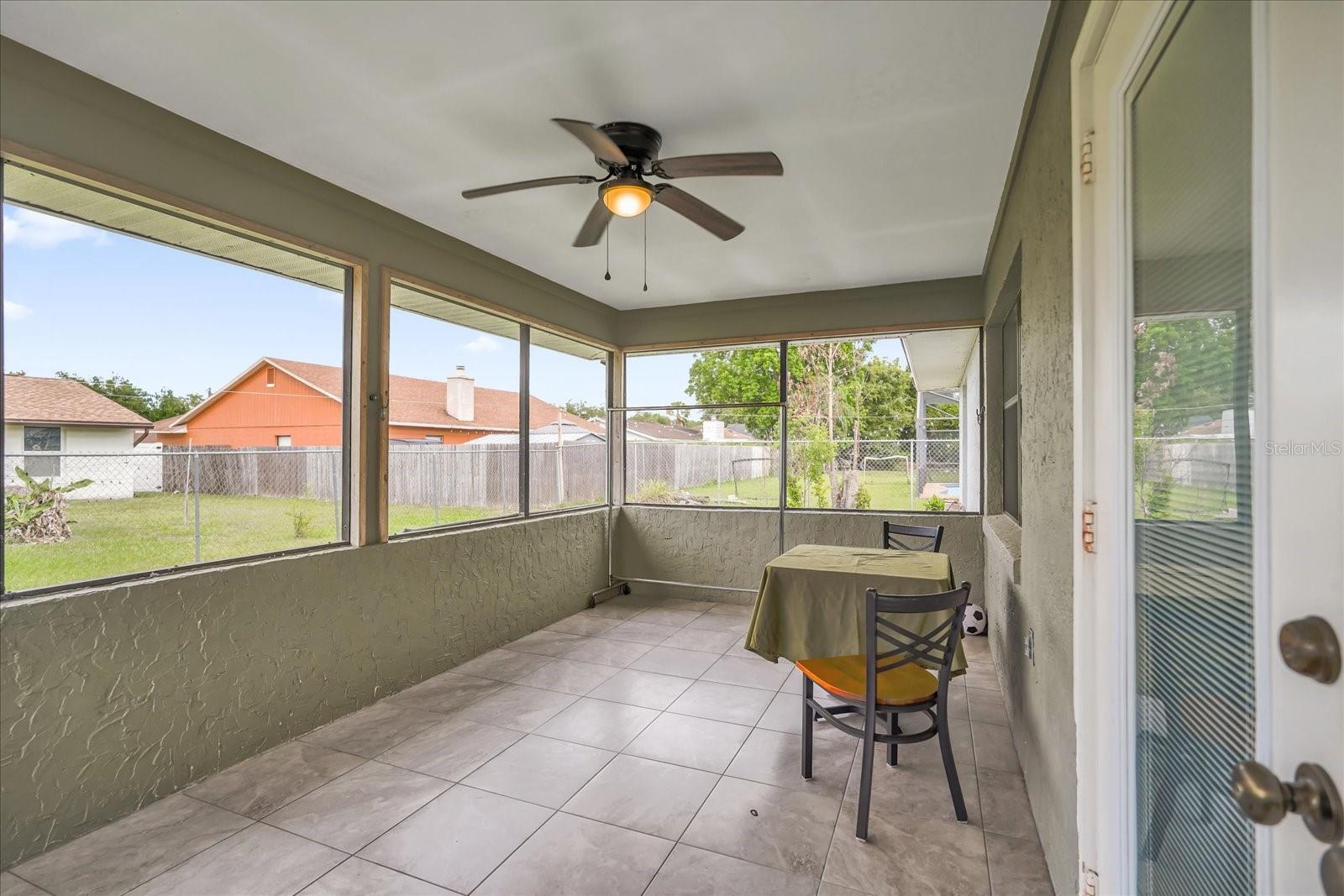 615 MCKINLEY Ct KISSIMMEE, FL 34758