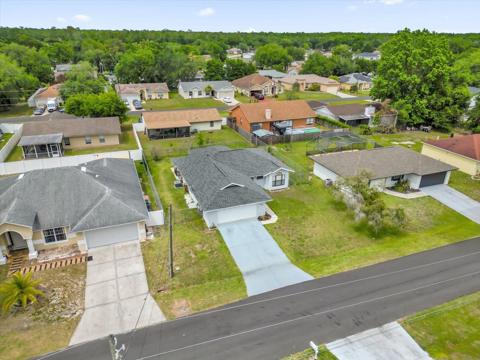 615 MCKINLEY Ct KISSIMMEE, FL 34758