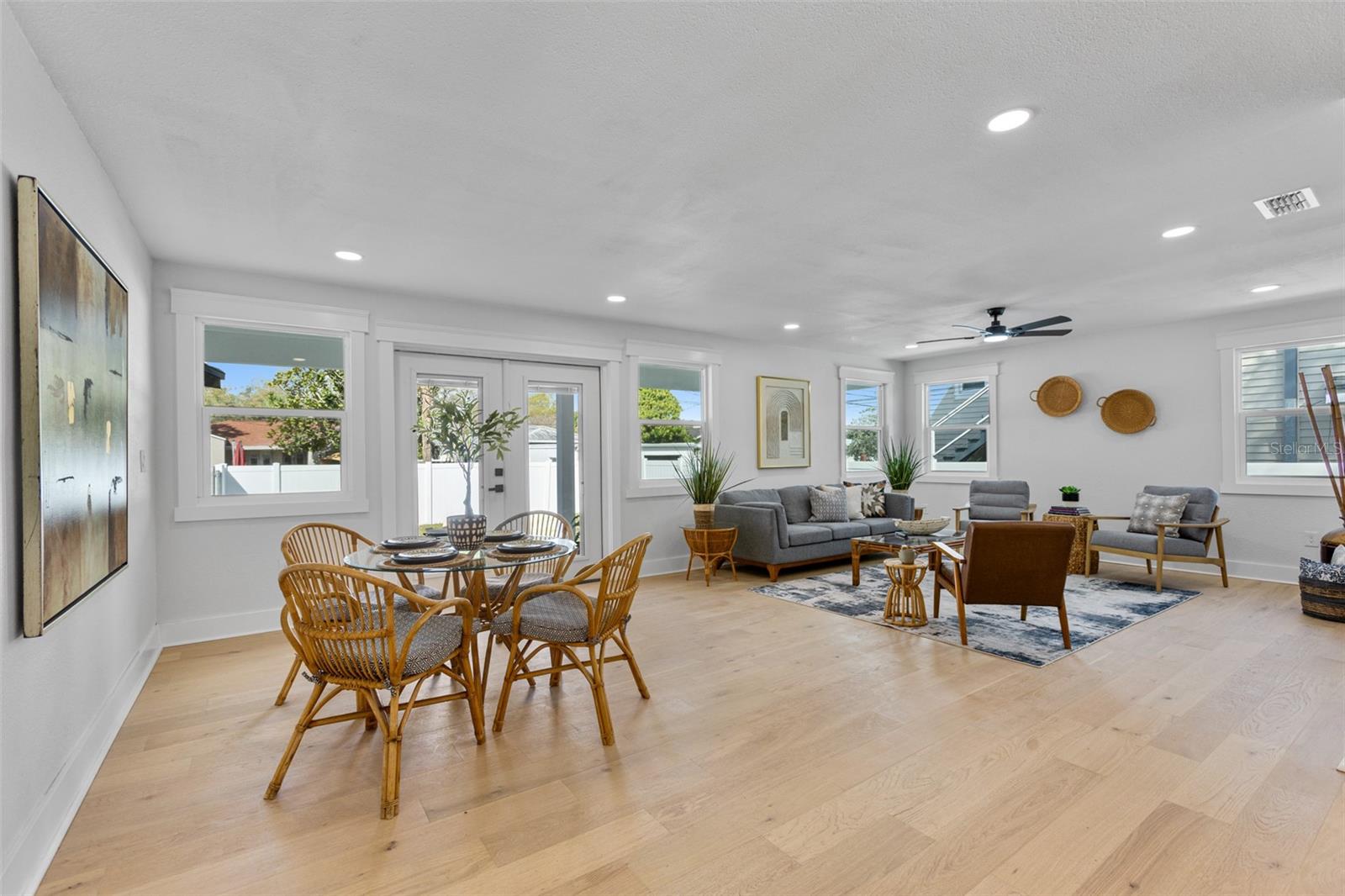 1020 15TH St ST PETERSBURG, FL 33705