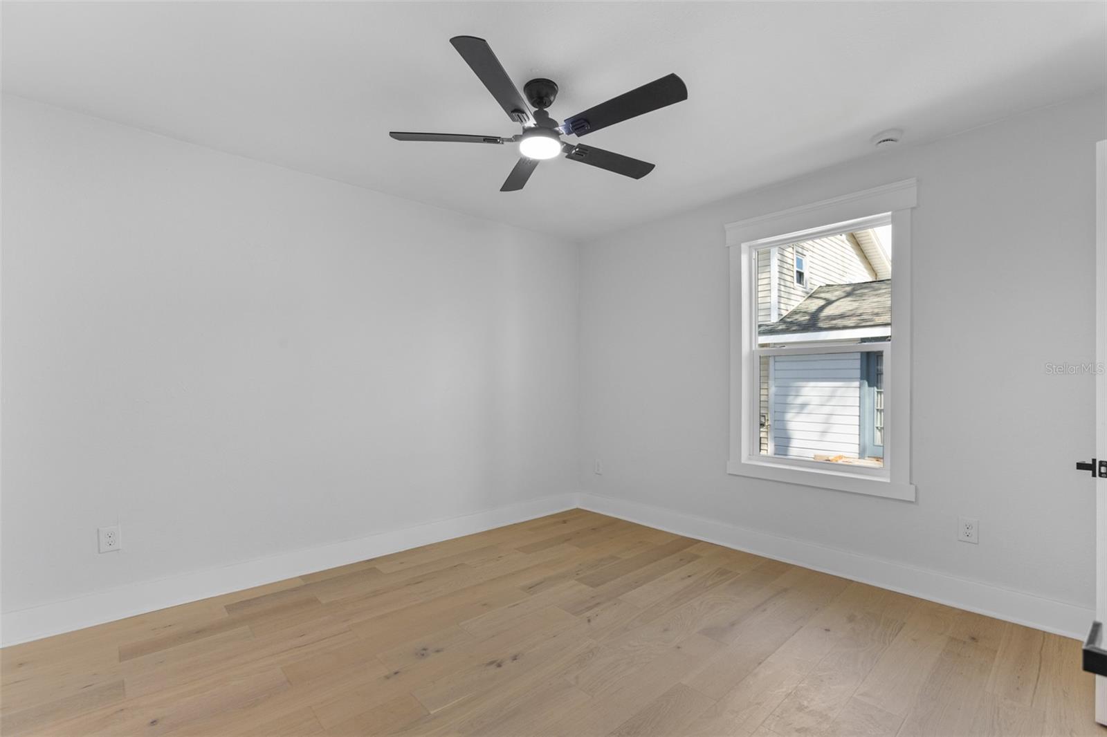 1020 15TH St ST PETERSBURG, FL 33705