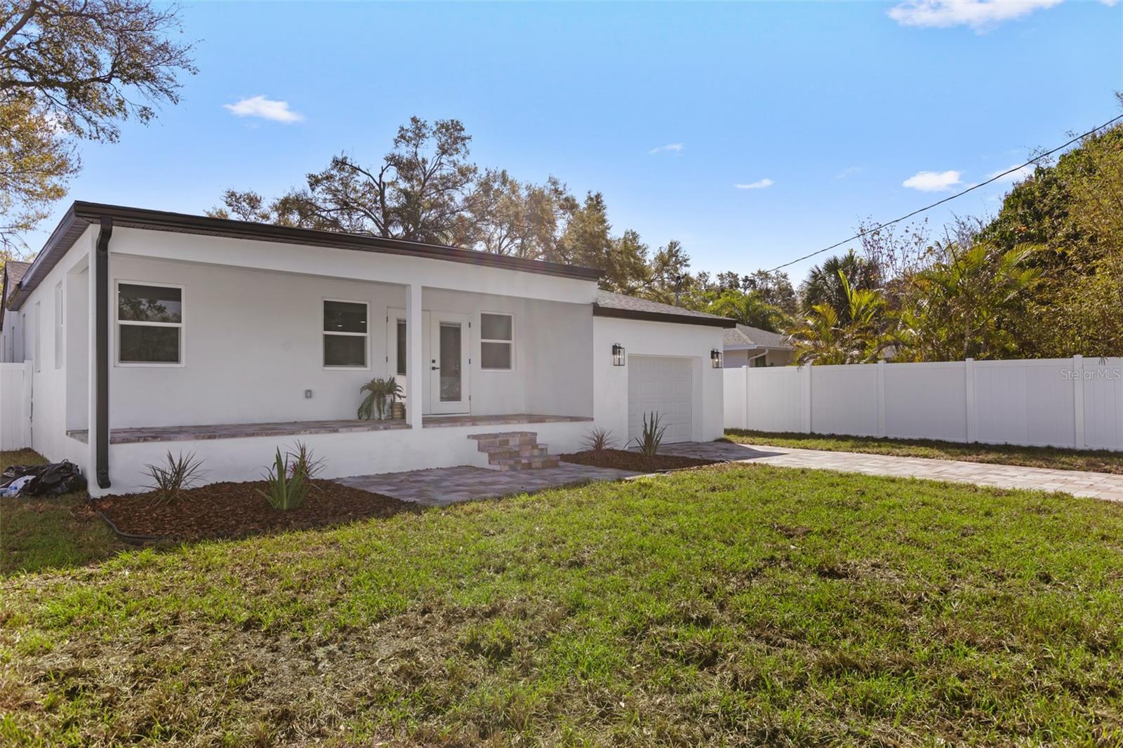 1020 15TH St ST PETERSBURG, FL 33705