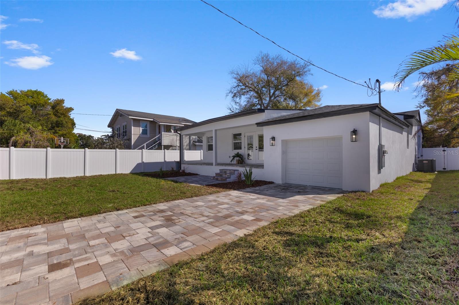 1020 15TH St ST PETERSBURG, FL 33705