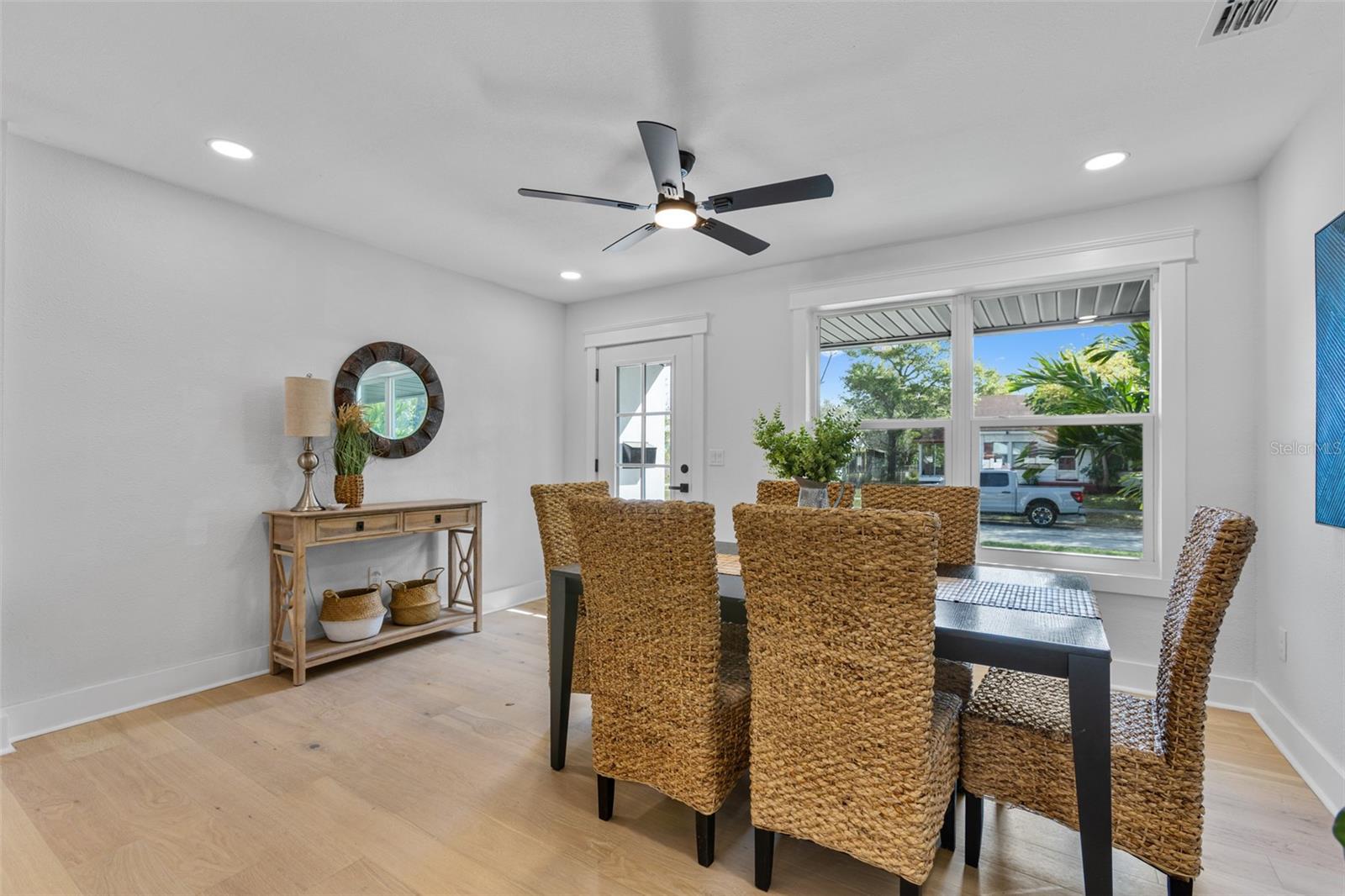 1020 15TH St ST PETERSBURG, FL 33705