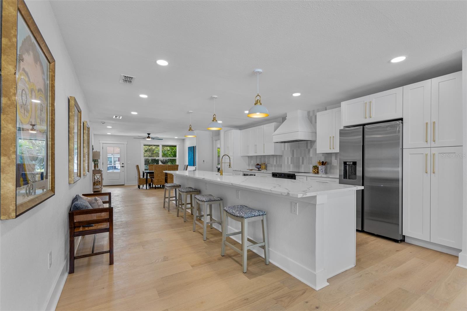 1020 15TH St ST PETERSBURG, FL 33705