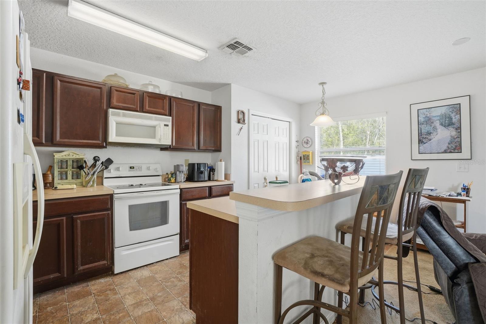 668 CRESTING OAK Cir #43 ORLANDO, FL 32824