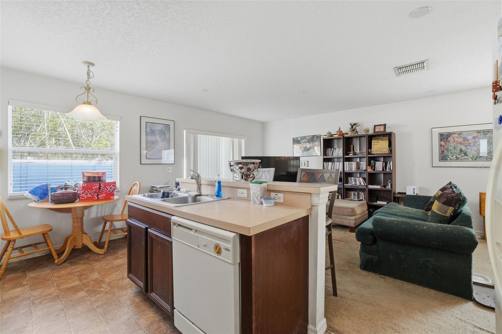 668 CRESTING OAK Cir #43 ORLANDO, FL 32824