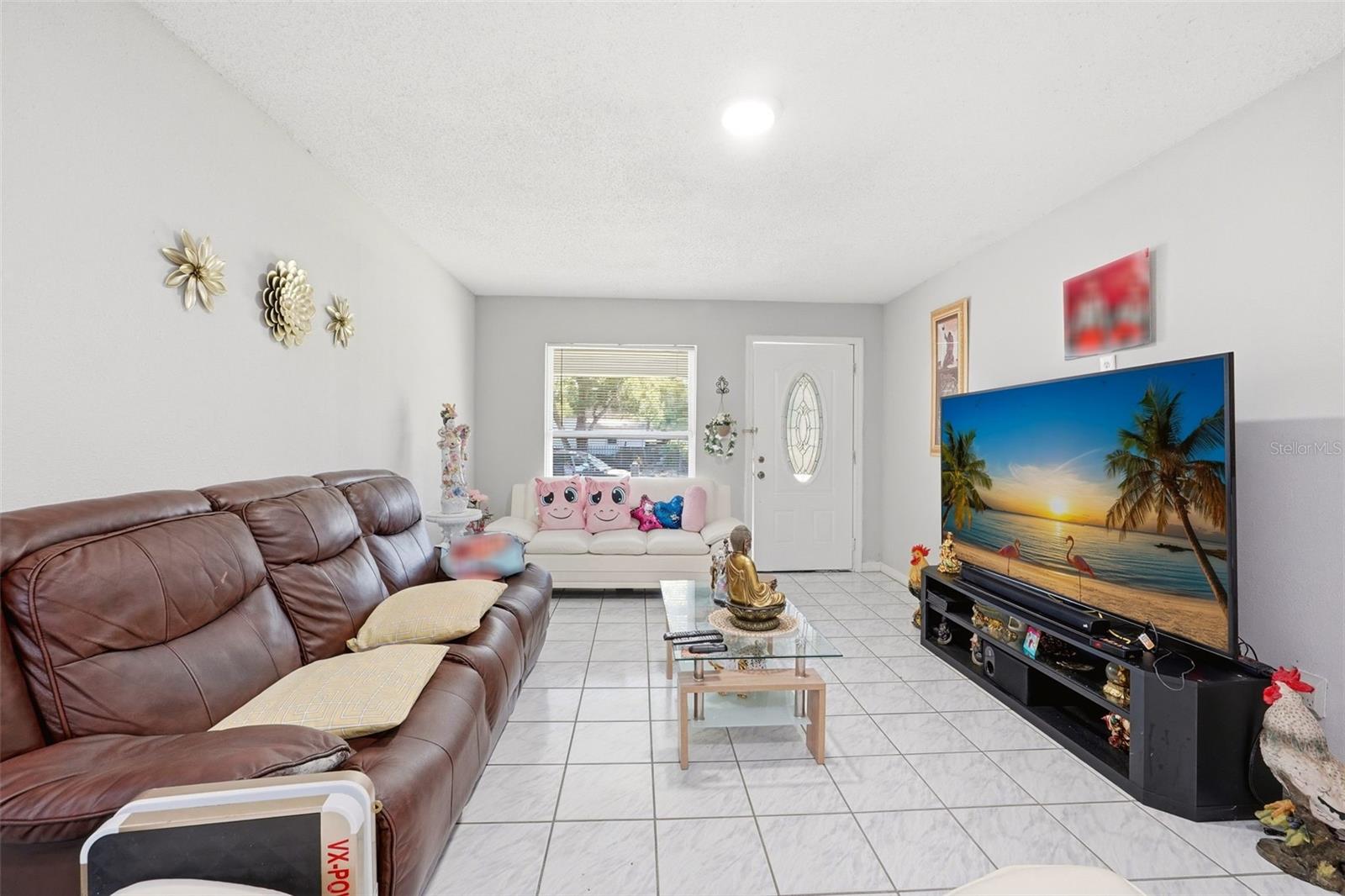 6 VIOLA St KISSIMMEE, FL 34741