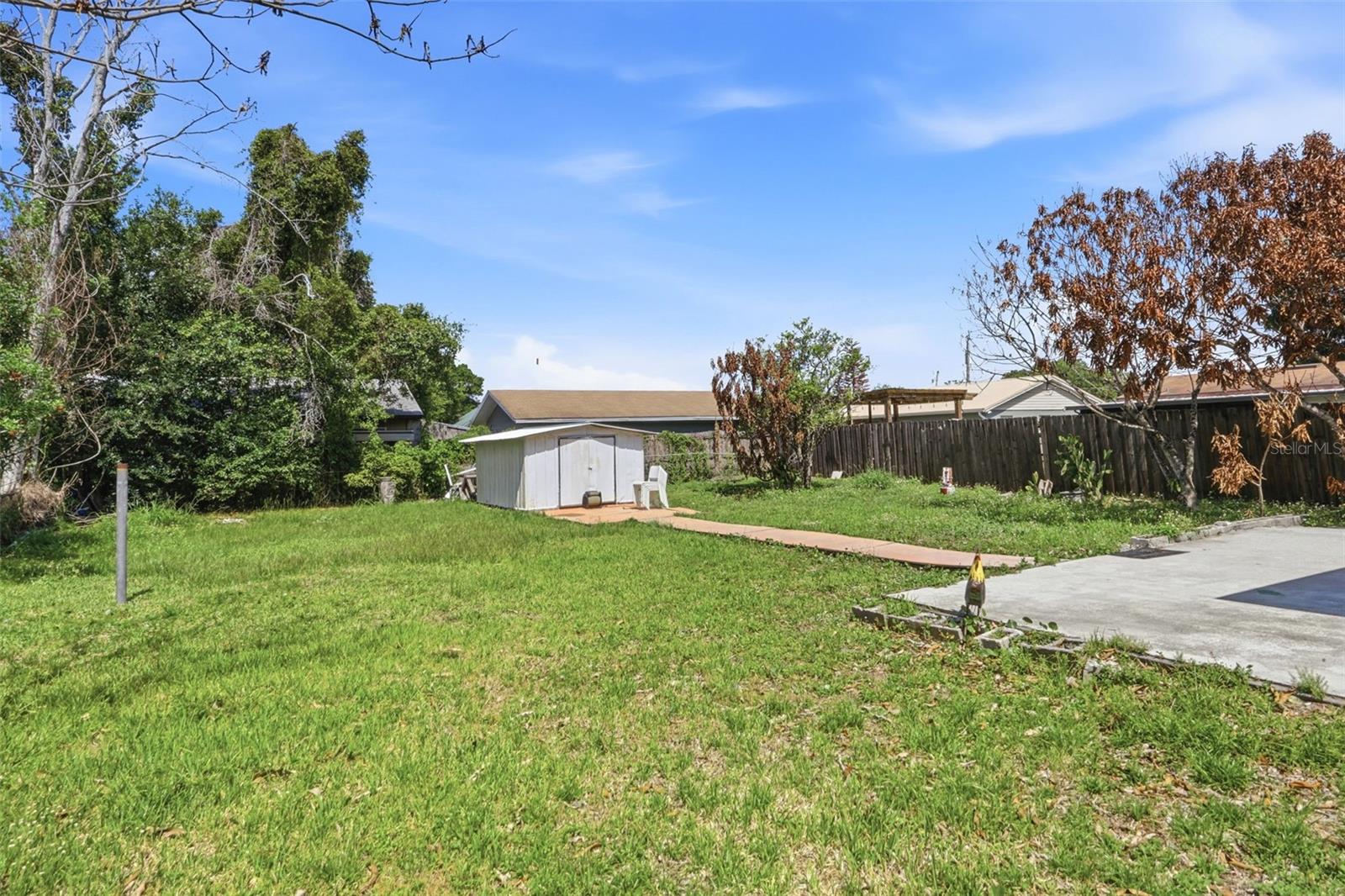 6 VIOLA St KISSIMMEE, FL 34741