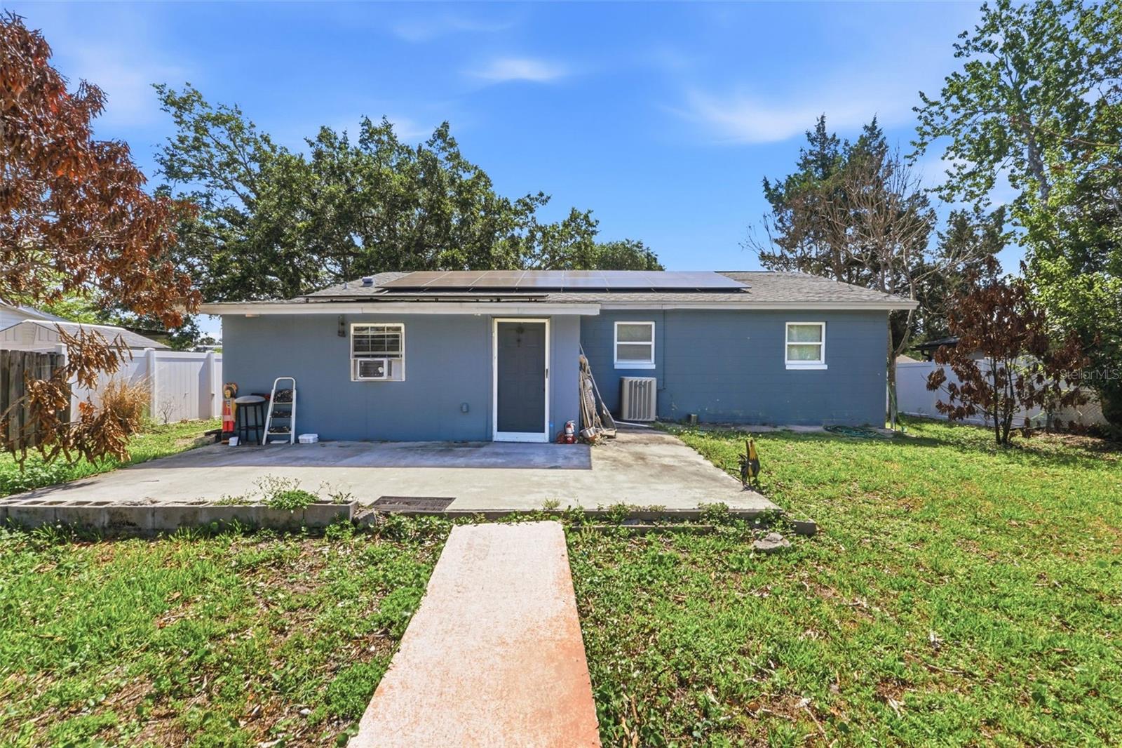 6 VIOLA St KISSIMMEE, FL 34741